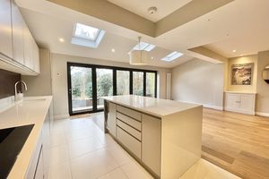 Photo 11- click for photo gallery